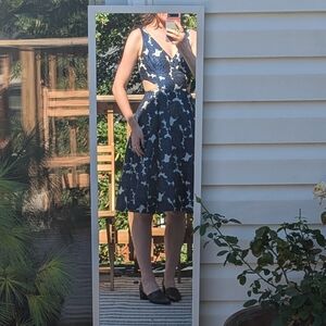 Adrianna Papell | Blue & White Floral Jacquard Fit and Flare Dress | Size 6